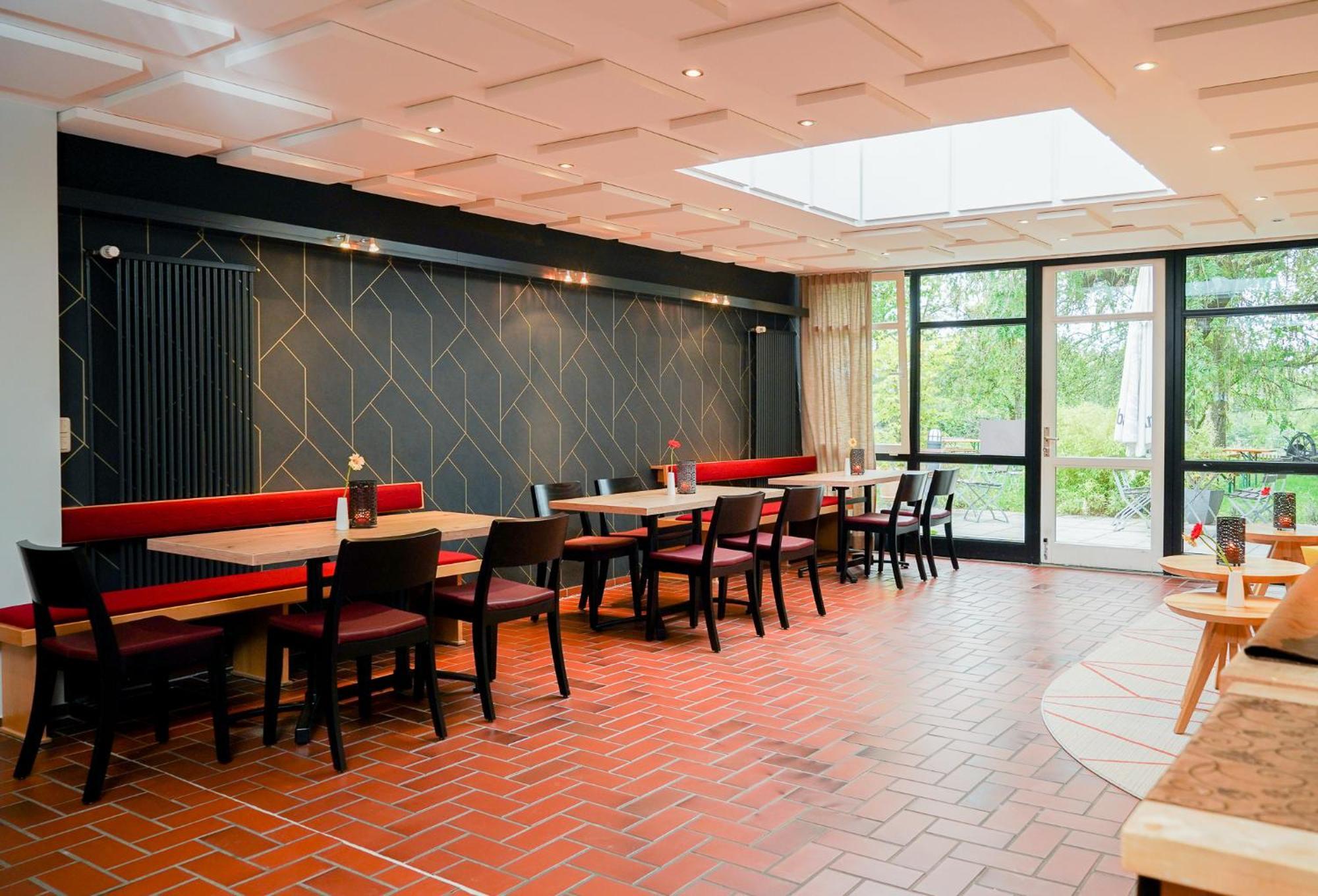 Hotel Lindenhof ビーレフェルト エクステリア 写真